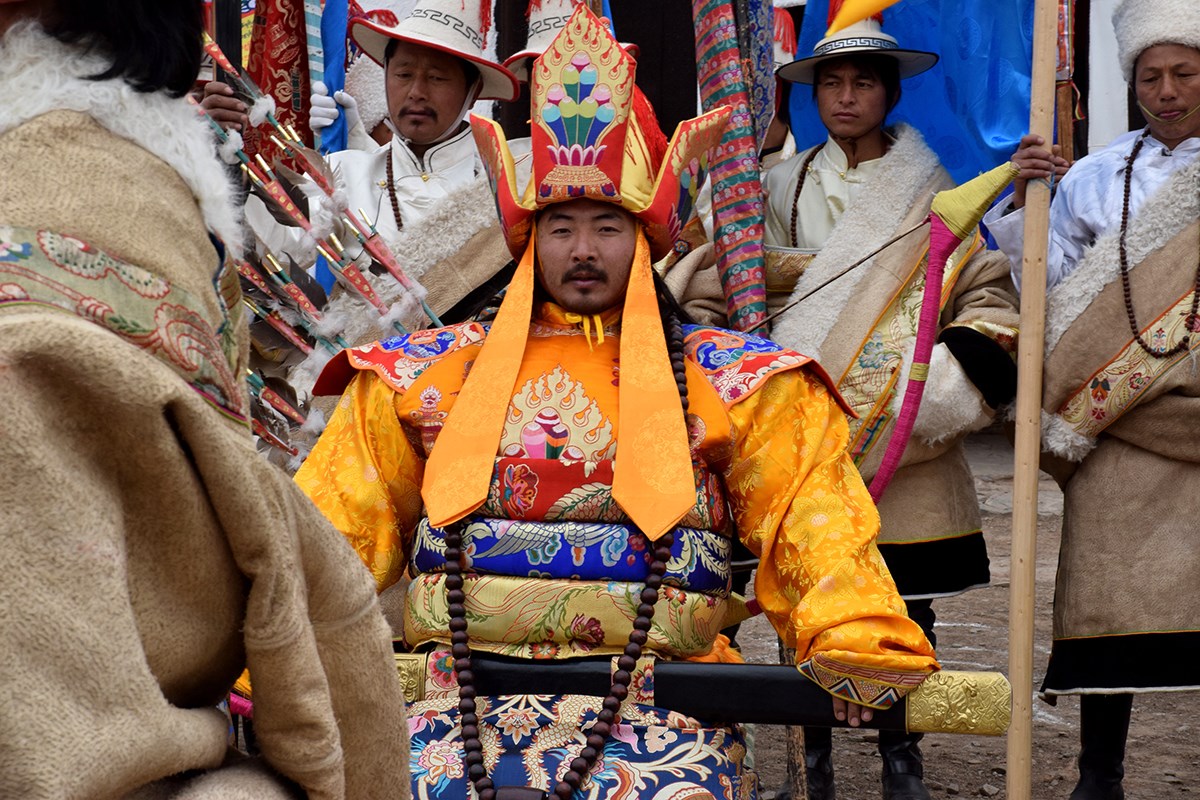 Jewelry show in Xicang Monastery | Foto da Prof. Hans Först