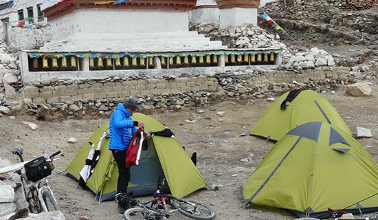 Viaggio in Bicicletta da Lhasa via Everest BC a Kathmandu