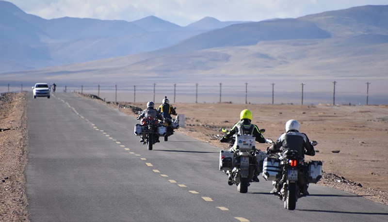 Riding along Xinjiang Tibet Highway